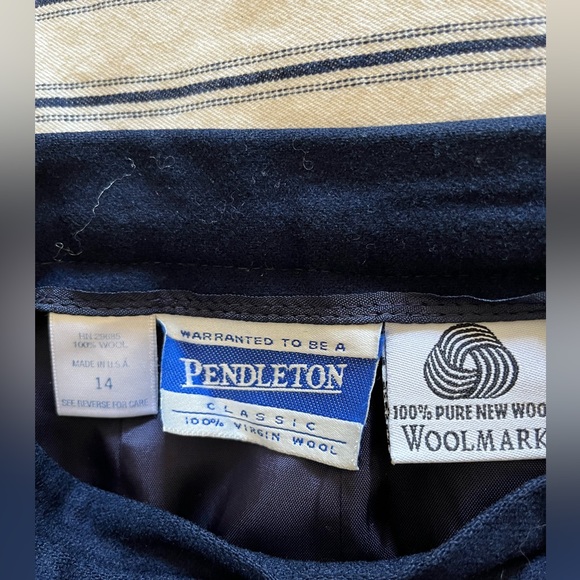 Vintage Pendleton Virgin Wool Skirt - Picture 4 of 6
